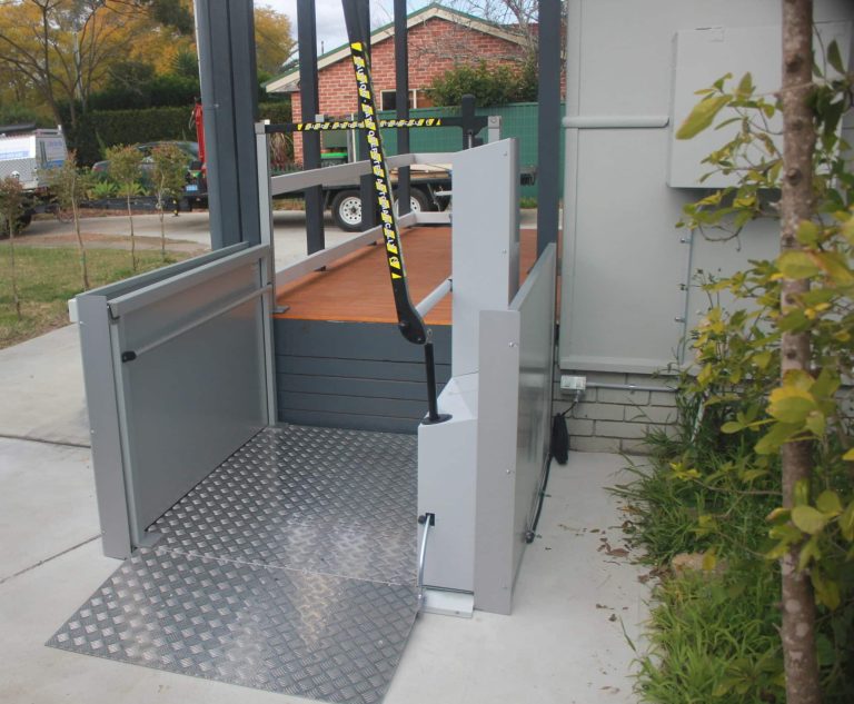 Lifts4Life FRONT BACK STEP ACCESS 5